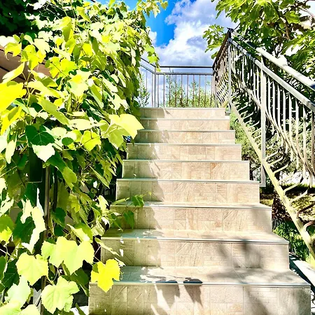 Porec, Spadici, Brand New * Porec